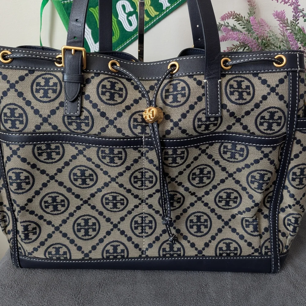 Tory Burch tory burch